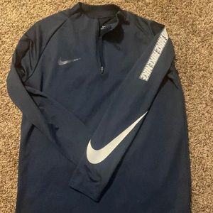 Men’s dry fit pullover